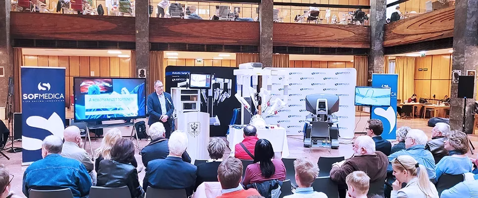 Da Vinci Surgery Test Drives and Interdisciplinary Presentations (HU)